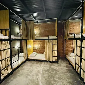 hostel-ikigai-dorm-danang-beach.hotelsofhoian.com/